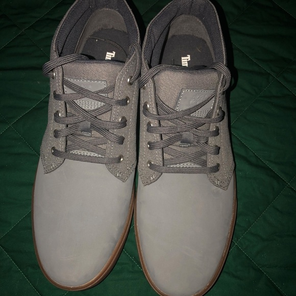 UNWORN! Timberland Chukka Men\'s 10.5W